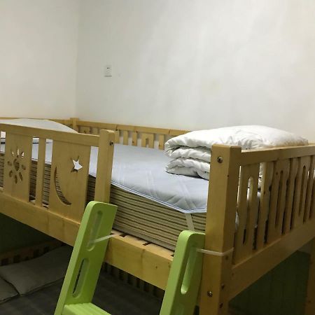 No.2 Haiguan Hutong Youth Hostel Тяньцзинь Экстерьер фото