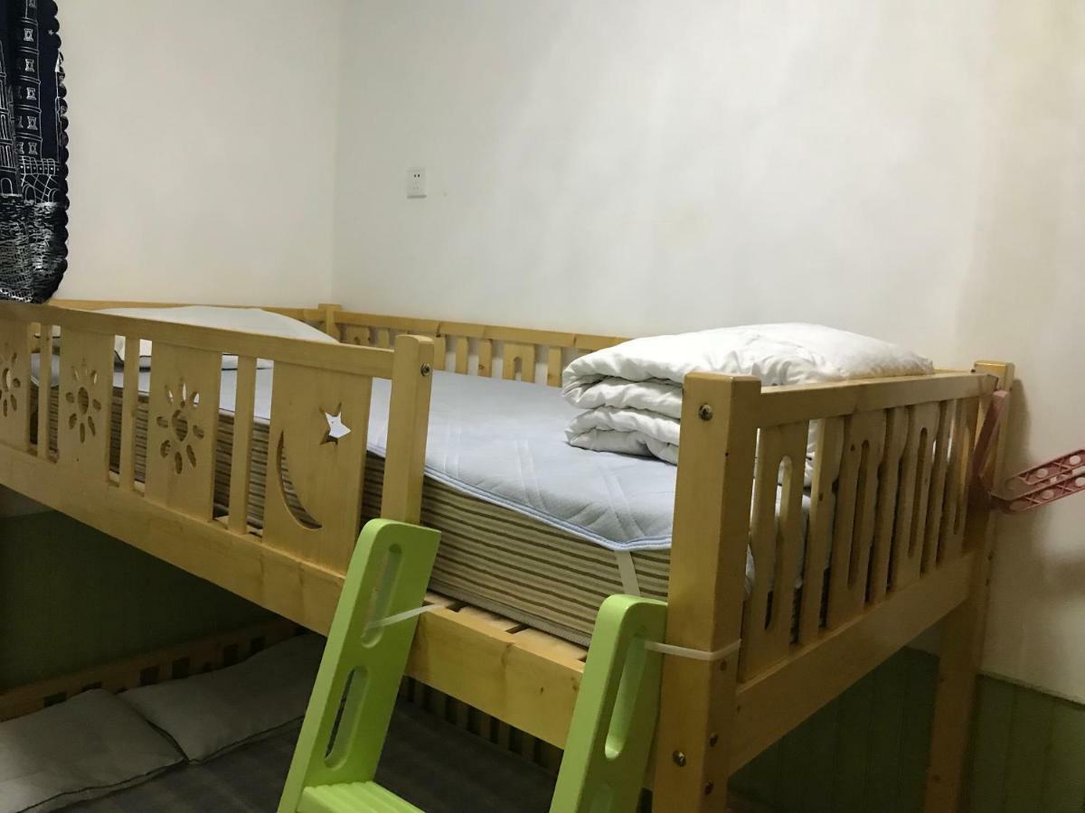 No.2 Haiguan Hutong Youth Hostel Тяньцзинь Экстерьер фото